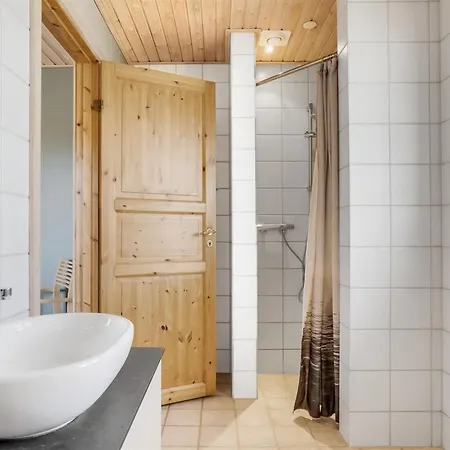 Feriehus Uolevi - 600m From The Sea By Interhome