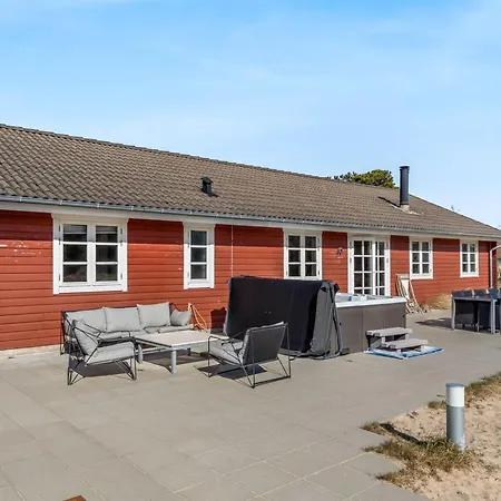 Uolevi - 1-1km From The Sea By Interhome