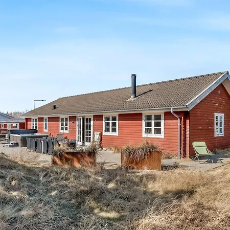 Uolevi - 1-1km From The Sea By Interhome